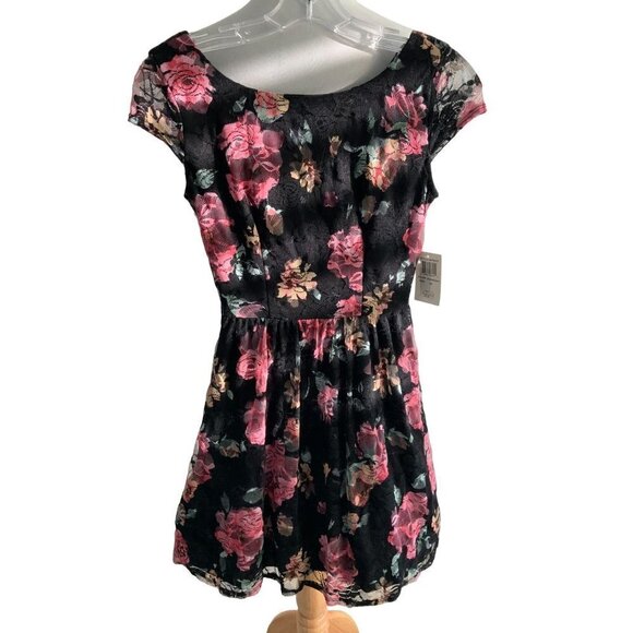 B. DARLIN GIRLS JUNIOR SLEEVELESS DROP WAIST LINED BLACK FLORAL DRESS NWT 1/2 - Picture 6 of 7